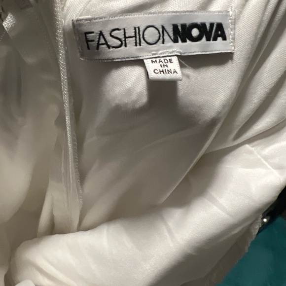Fashion Nova Wedding Dress - Picture 6 of 6